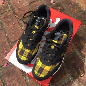 NWT Nike Air Max 1 SE Tartan Women’s 7